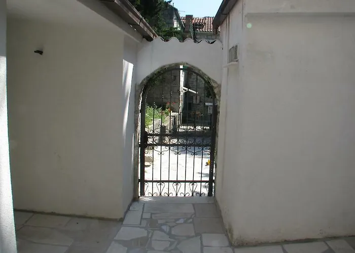 Center سبليت