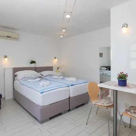 Guest house Center 3*